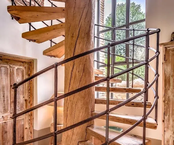 Serenita Pallombaggia *