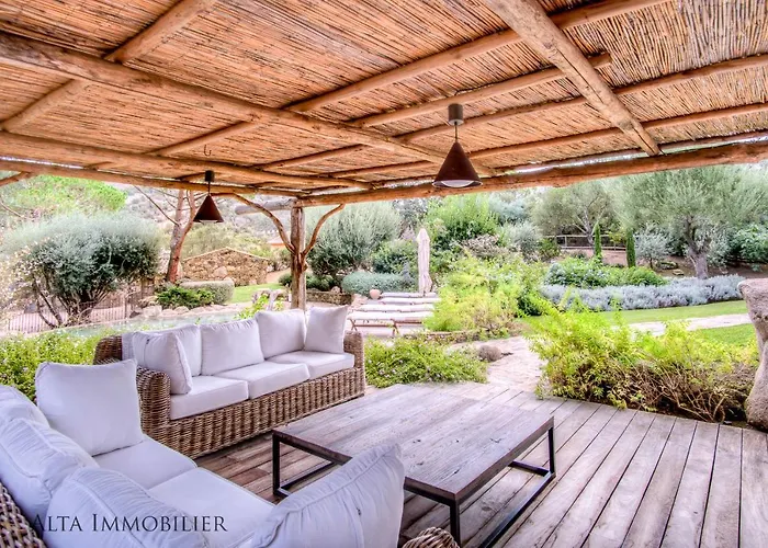 Serenita Pallombaggia 别墅 *